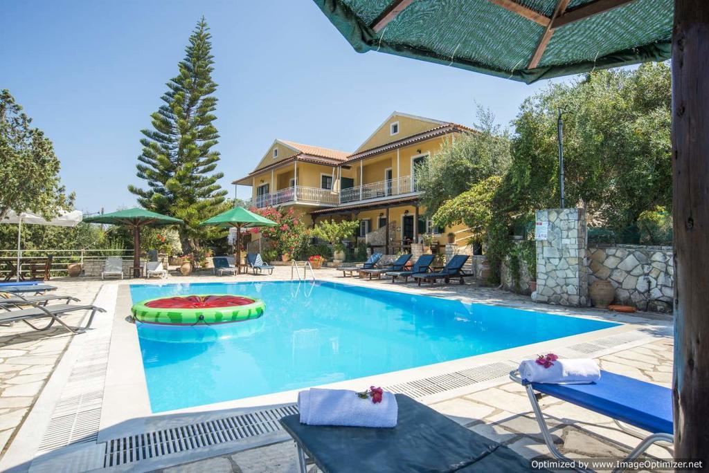 Paxos Christos Apartments & Studios מראה חיצוני תמונה